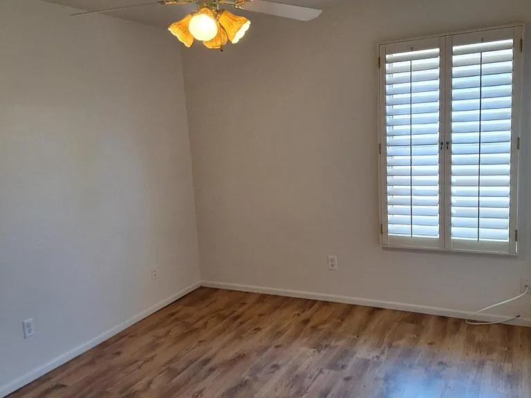 4333 E Hartford Ave — Photo 14