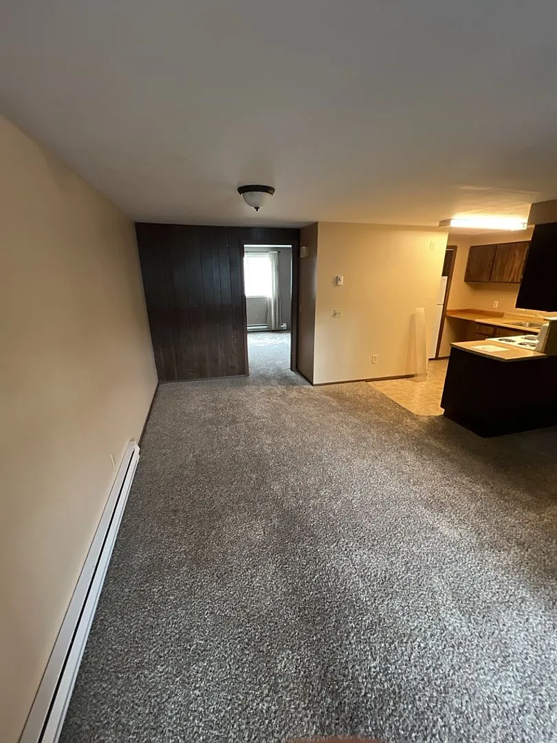 Kiwanis Park Apartments — Photo 3