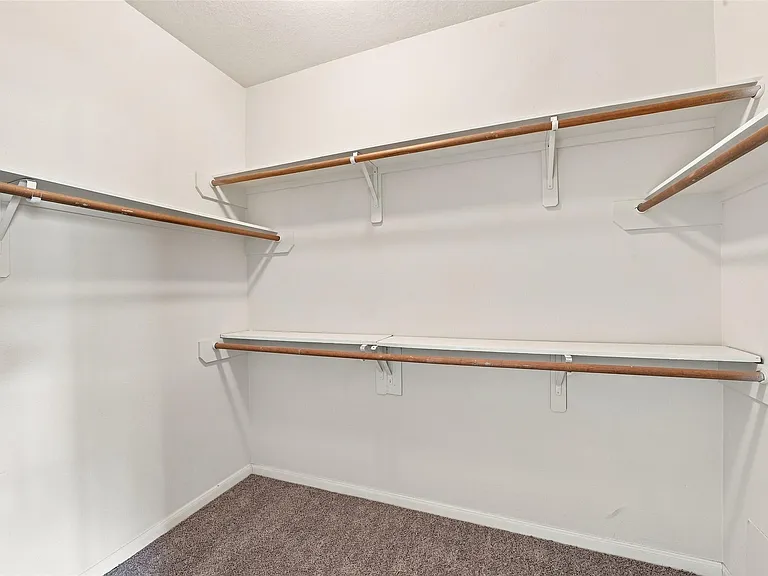 16726 Vivian Point Ln — Photo 37