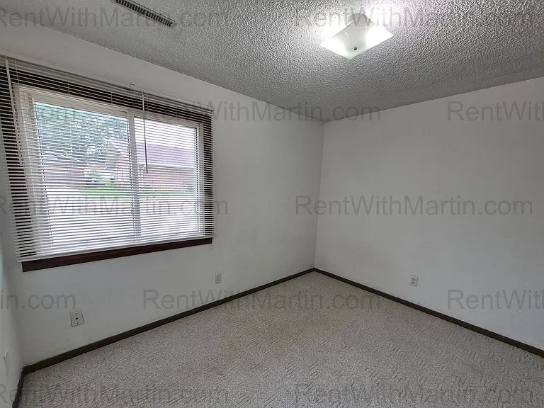 3853 Paige Dr — Photo 10