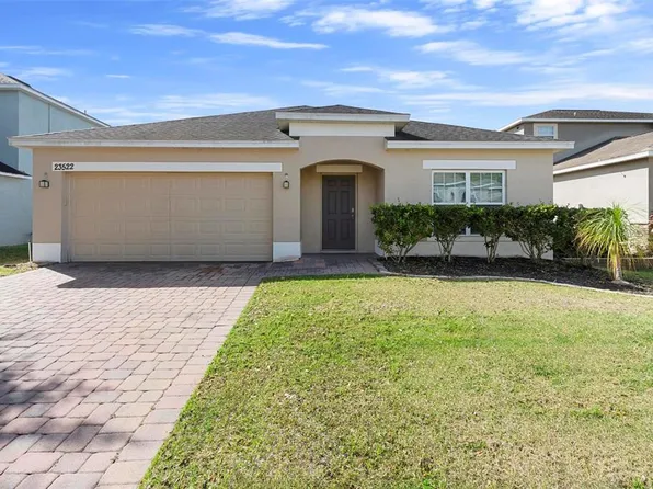 23522 Companero Dr, Sorrento, FL 32776