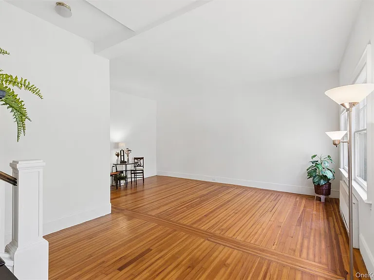 208A Wheatley Rd — Photo 8