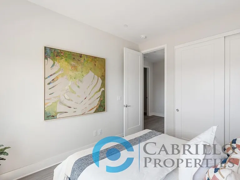 1683 Neptune Ave — Photo 110