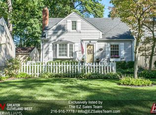 27000 E Oviatt Rd, Bay Village, OH 44140