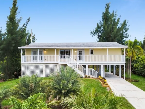 3485 Citrus St, Saint James City, FL 33956