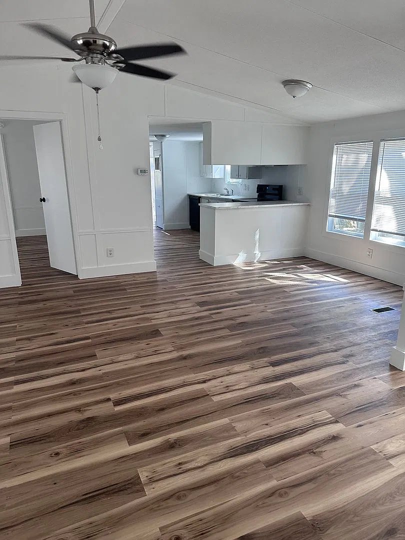 Wake Up to Water Views in Niceville! 3-Bedroom/ 2 Bath Home — Photo 3