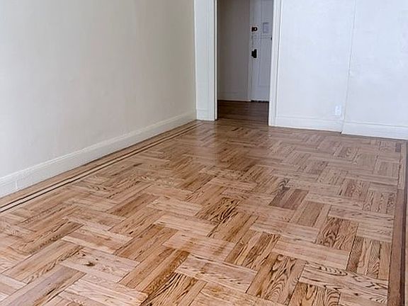 5th image of 4333 46th St APT D9