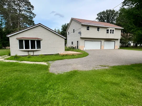 185 Peterson Rd, Grand Rapids, MN 55744