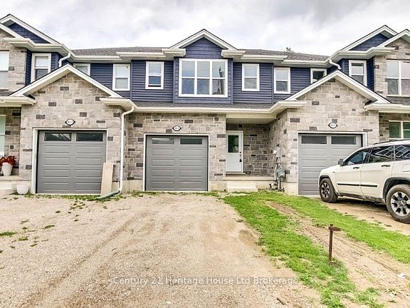 2nd image of 50 Blandford St #2