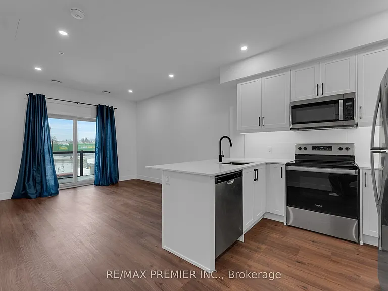 1000 Lackner Pl #215 — Photo 9