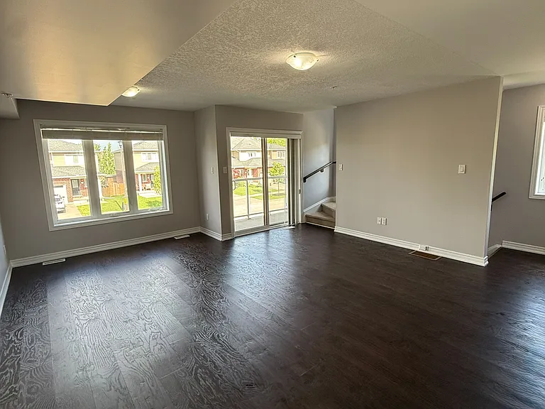 53 Oliver Ln — Photo 13