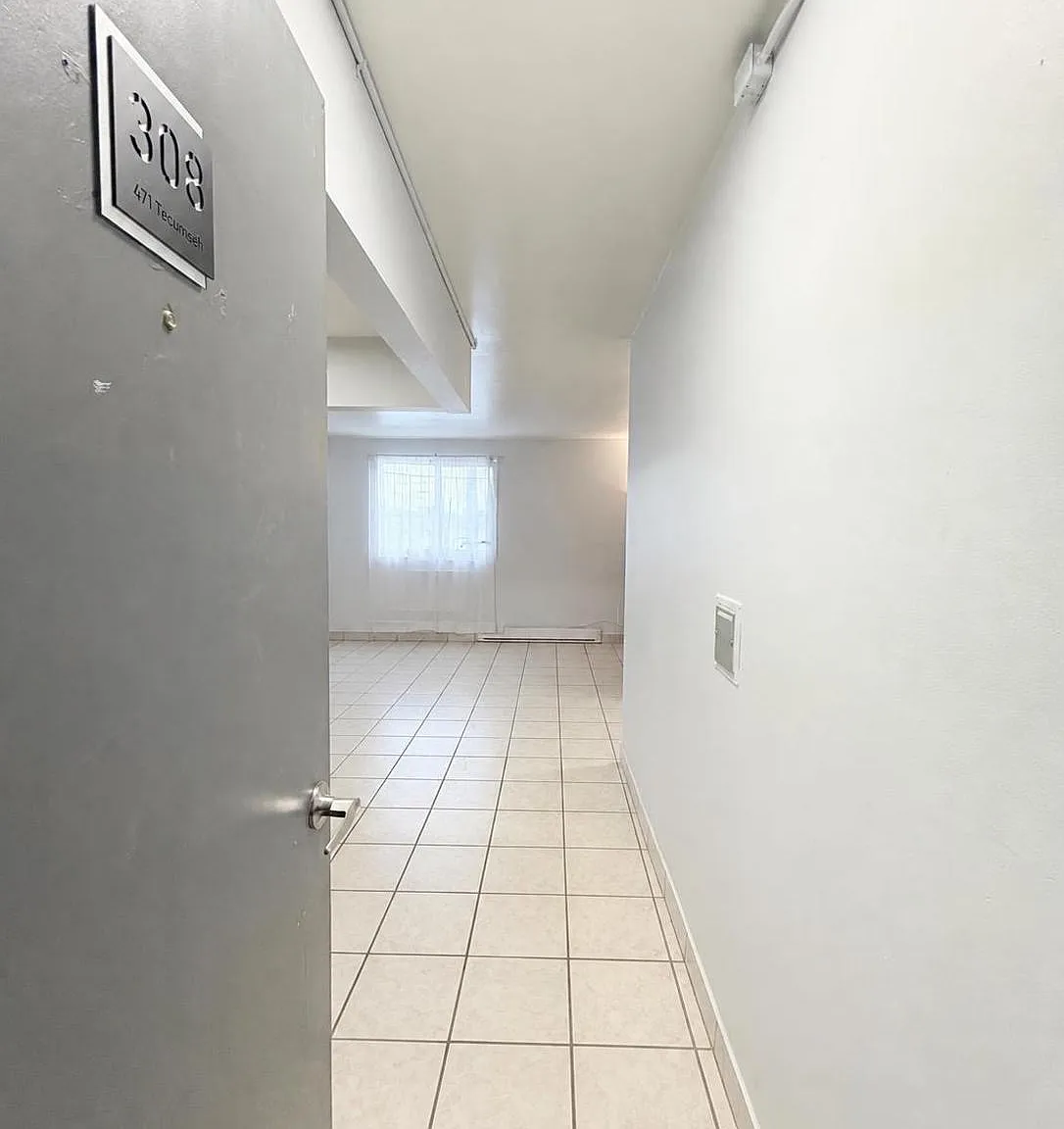 2 bed, $1,400 — Photo 2