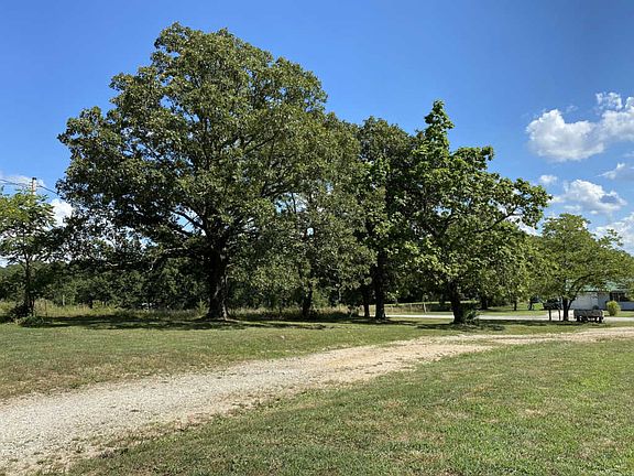 3rd image of 7009 County Road 8200