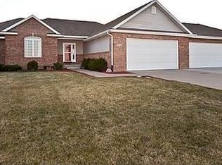 2608 Canterbury Rd, Muscatine, IA 52761