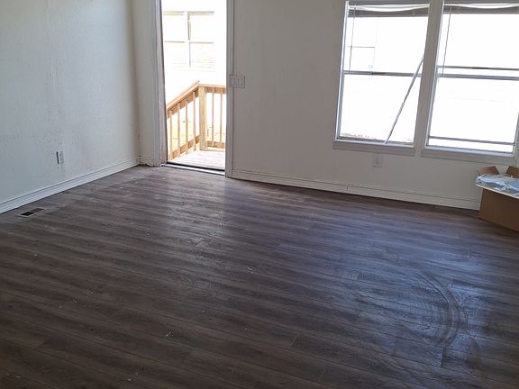 3rd image of 600 SW 38th Ave Unit 33
