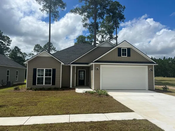 23 Sloans Village Way SE, Moultrie, GA 31788
