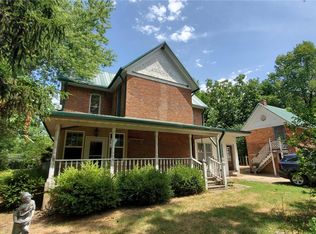514 S Elm St, Mountain Grove, MO 65711