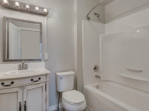 202 Summit Ave #1-2, Hagerstown, MD 21740