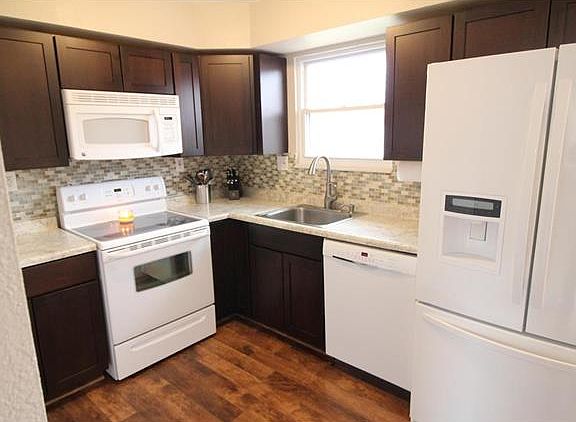 5th image of 5128 Sheila Dr