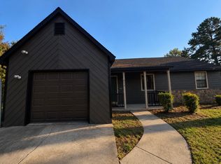 414 Crest Ct, Jonesboro, GA 30238