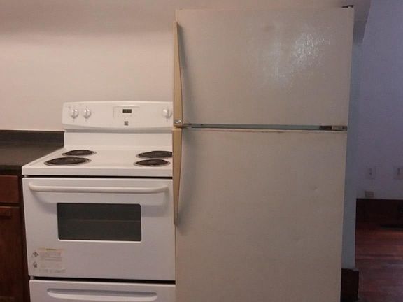 5th image of 1520 Lee St E #3