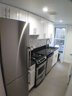 Rented by Glasser Realty LLC | media 15