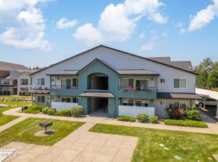 352 N Promenade Loop APT 111, Post Falls, ID 83854