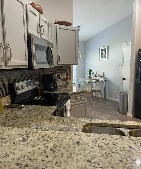 Forest Island Dr — Photo 4