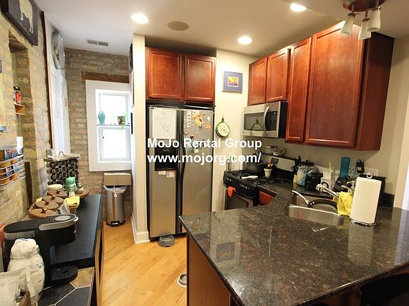4th image of 5653 5655 N Magnolia #2W