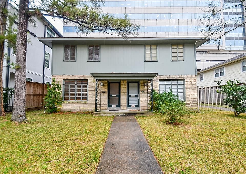 2nd image of 2049 Sheridan St