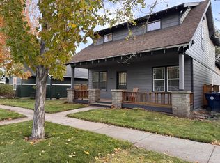 21389 Oakview Dr, Bend, OR 97701