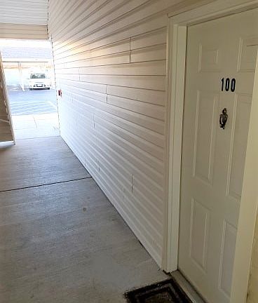 2nd image of 31 Kassebaum Ln Unit 100
