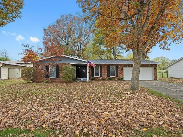 413 Anita Dr, Fairview Heights, IL 62208