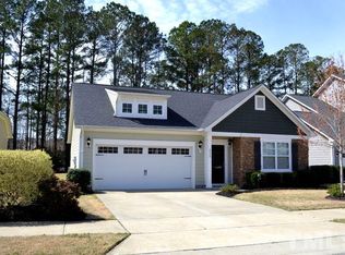 638 Apalachia Lake Dr, Fuquay Varina, NC 27526