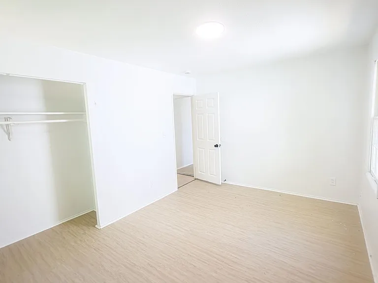 16805 Fairfax Ave — Photo 14