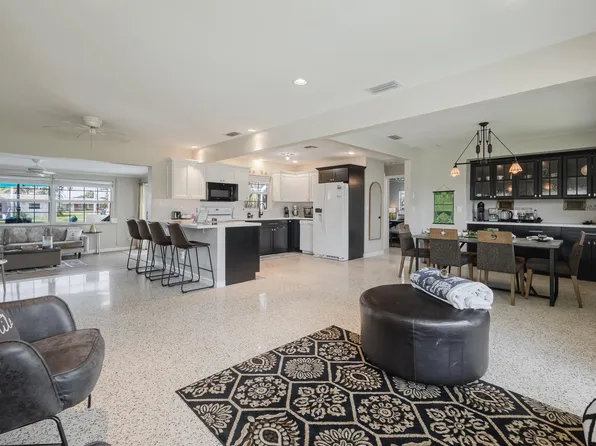 (undisclosed Address), North Fort Myers, FL 33917