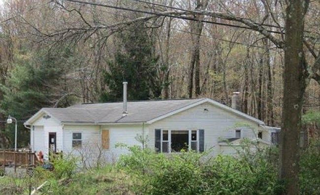 2nd image of 229 Unionville Rd