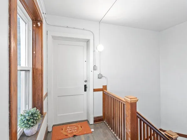 6100 W 26th St #3, Cicero, IL 60804