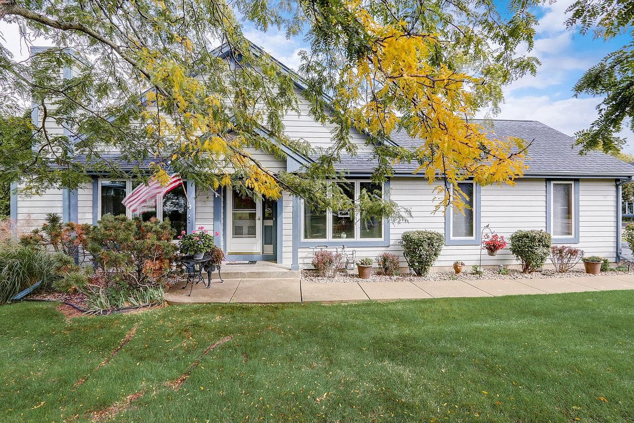 914 Bay View CIRCLE UNIT 73, Mukwonago, WI 53149 Zillow