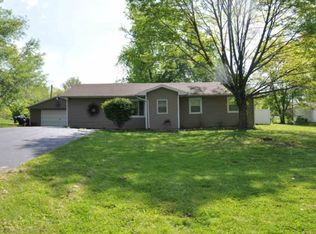 1544 Bawel Rd, Boonville, IN 47601