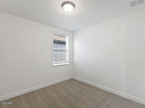 4th image of 245 Links Terrace Blvd