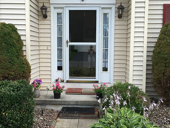 5th image of 7264 Moss Creek Cir