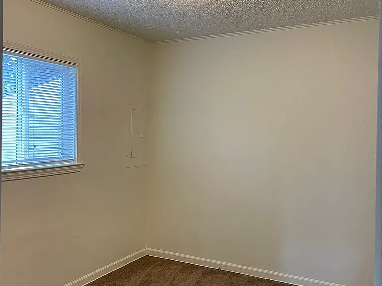 9802 American Ave SW — Photo 6
