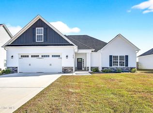 910 Uplands Lane, Jacksonville, NC 28546