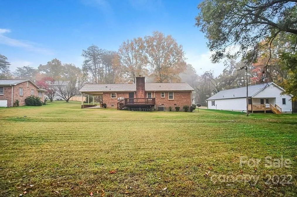 3 bed, 1517 sqft, $1,800 — Photo 2