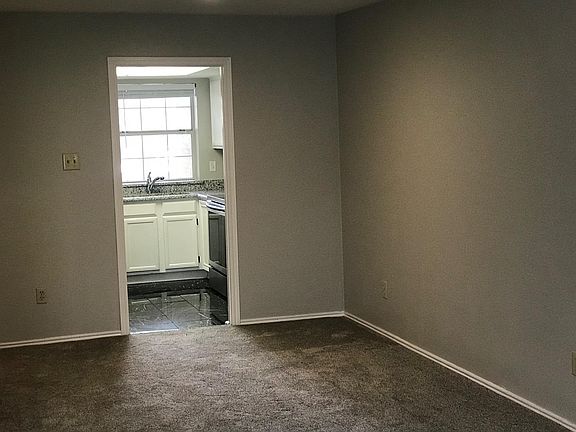 4th image of 2535 Wedglea Dr