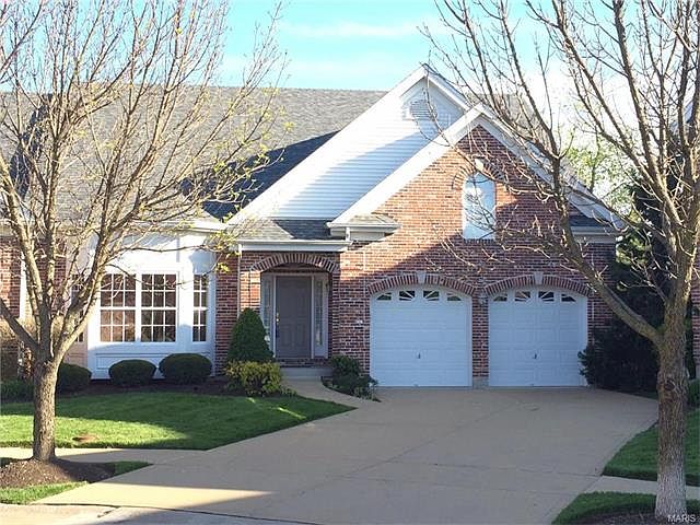 1st image of 310 Waverly Place Ct