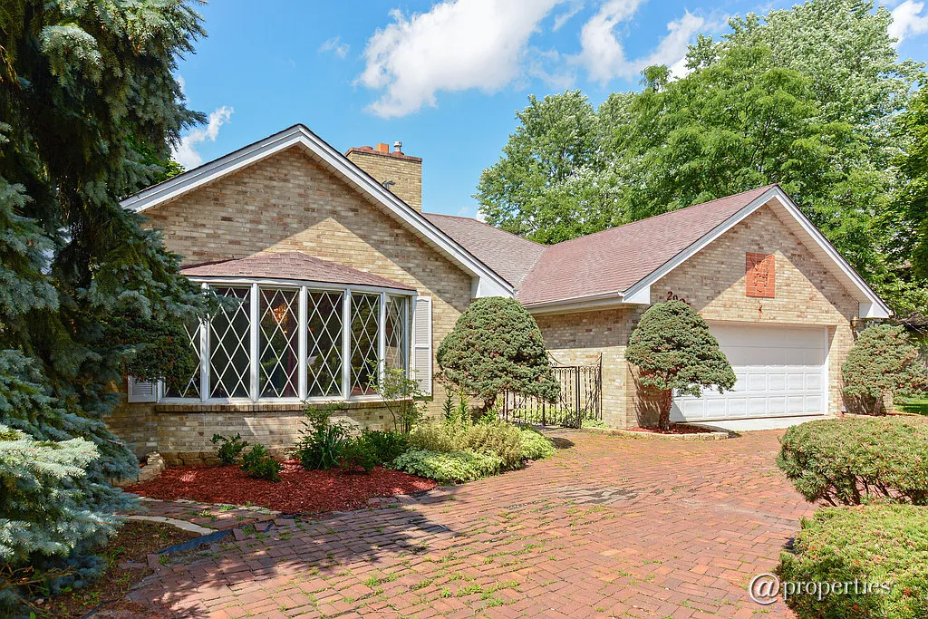 2905 Chelsea Cir photo 1