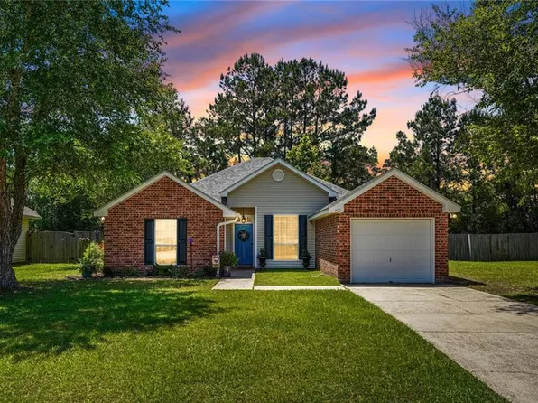 600 Lionel Ct, Abita Springs, LA 70420