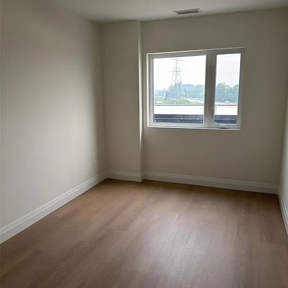 4400 Laurier Pkwy #277 — Photo 6